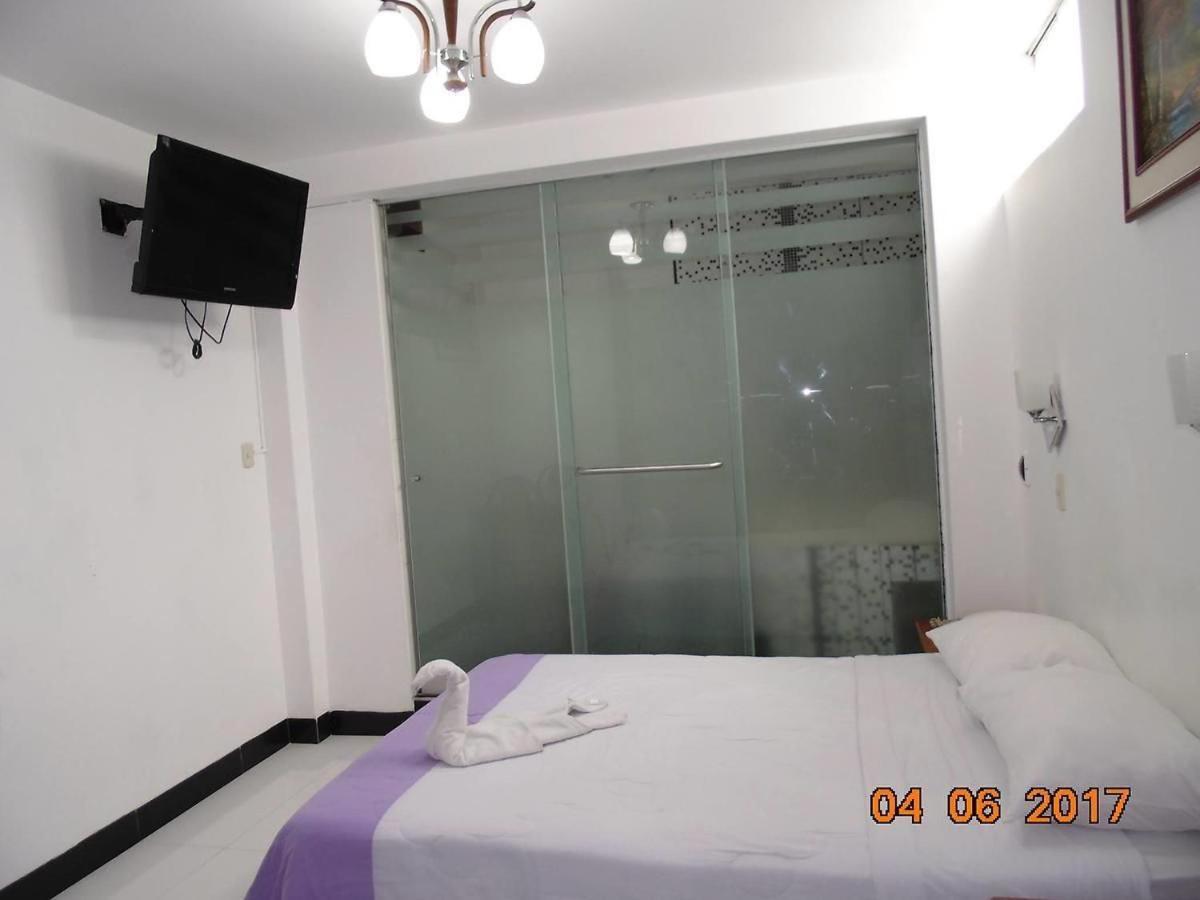 Hotel Bayovar Piura Buitenkant foto