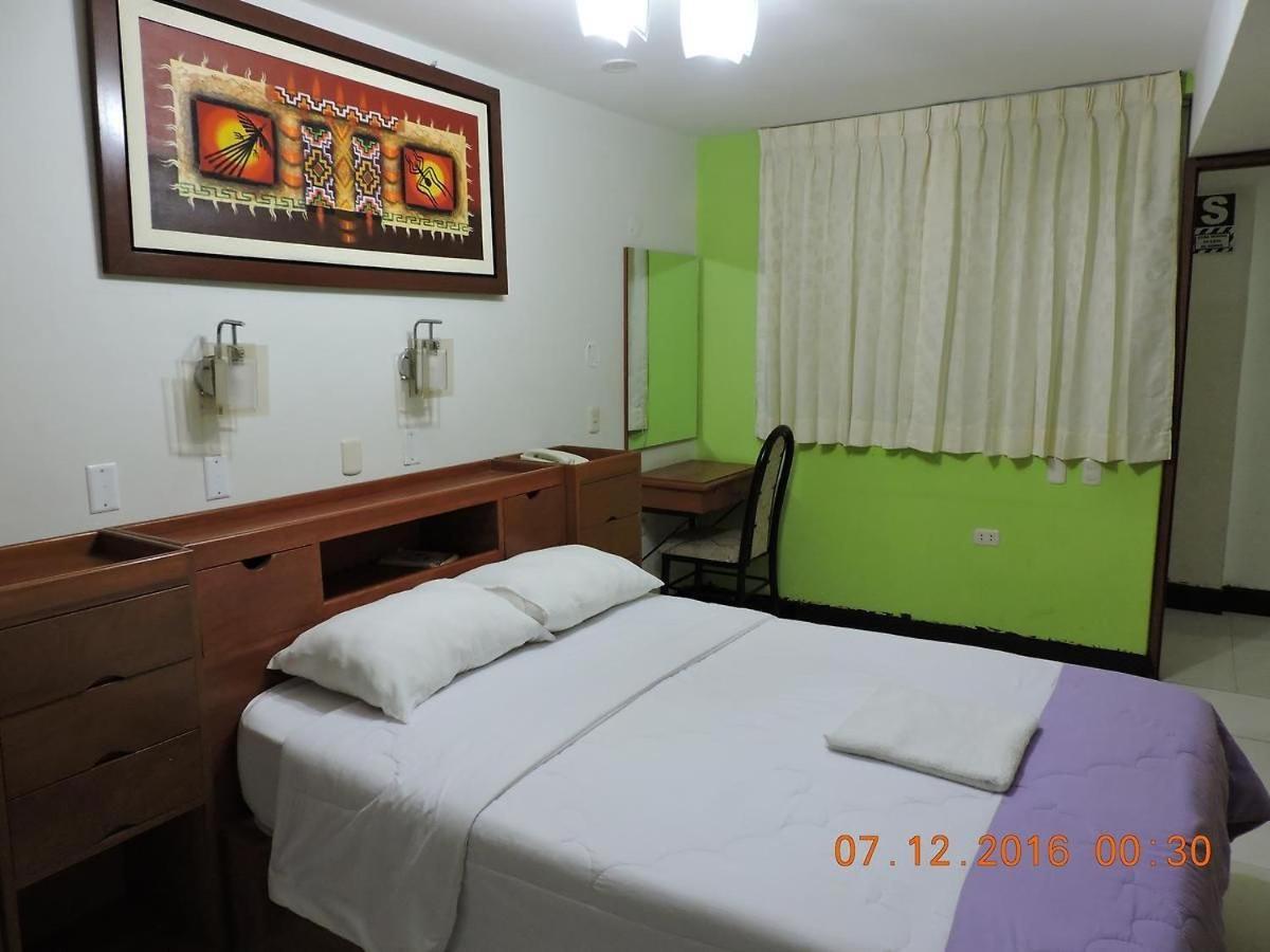 Hotel Bayovar Piura Buitenkant foto